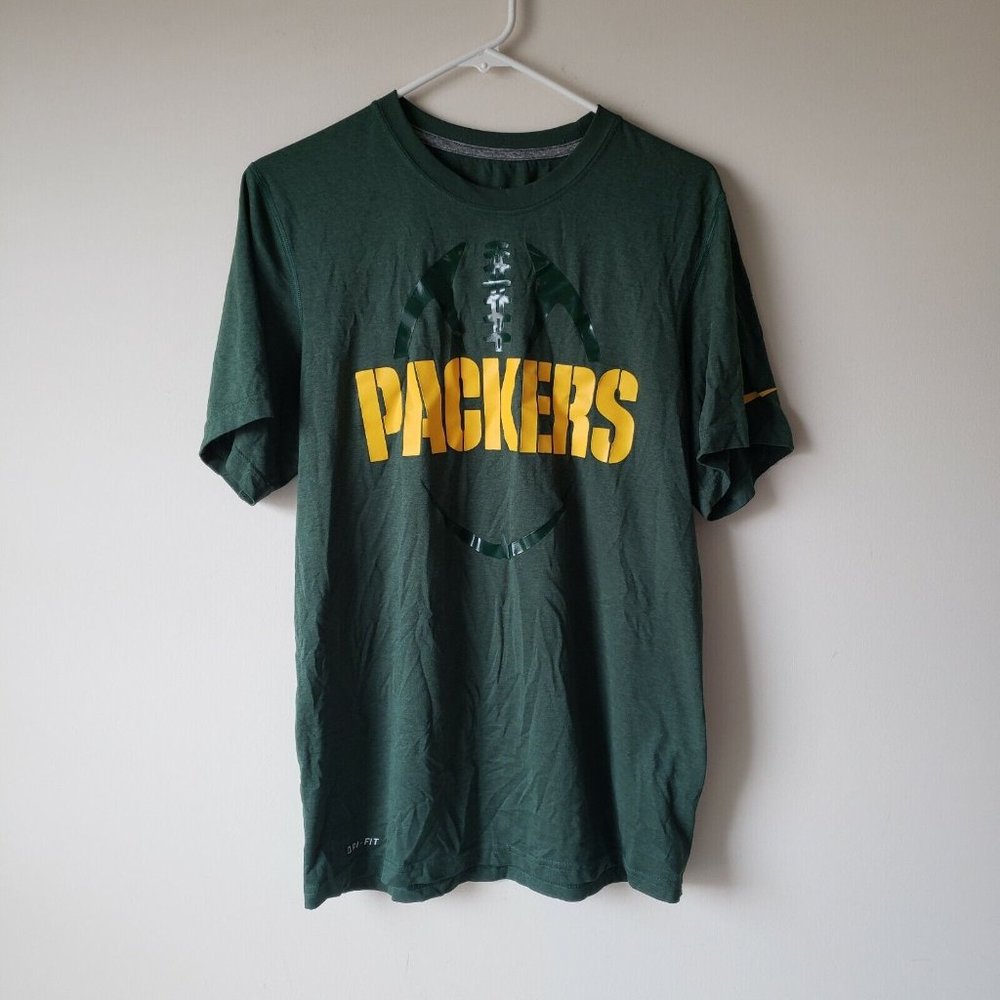Green Bay Packers T-Shirt Tee Mens Small Green Nike Dri-Fit NFL Spell Out Used